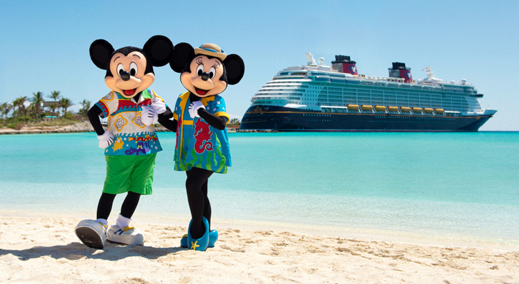 Disney Cruise Line Micky Minnie am Strand